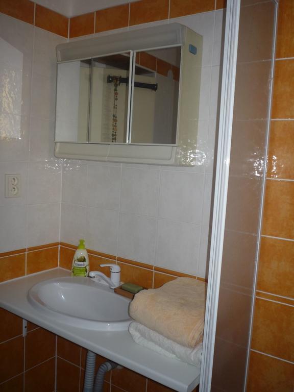 Mlade Buky 261 Apartment Exterior photo